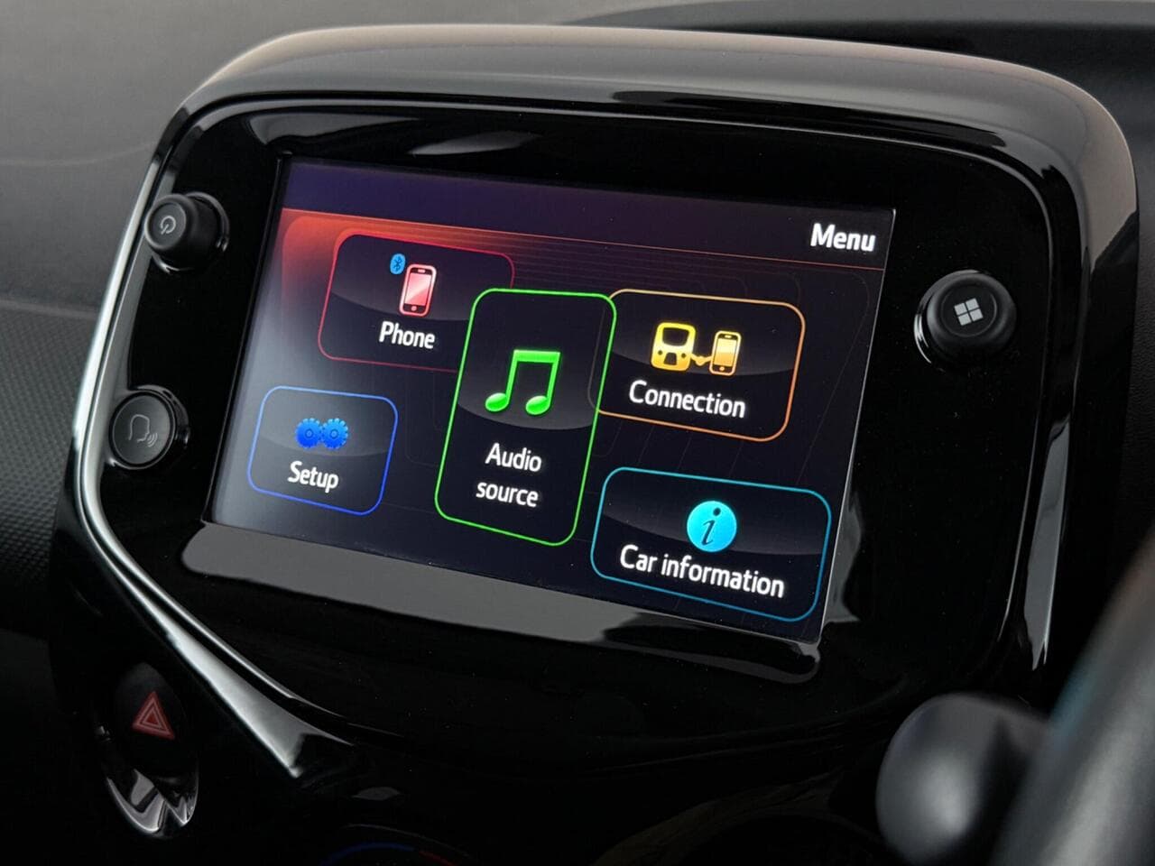 Citroen C1 thumbnail Infotainment System