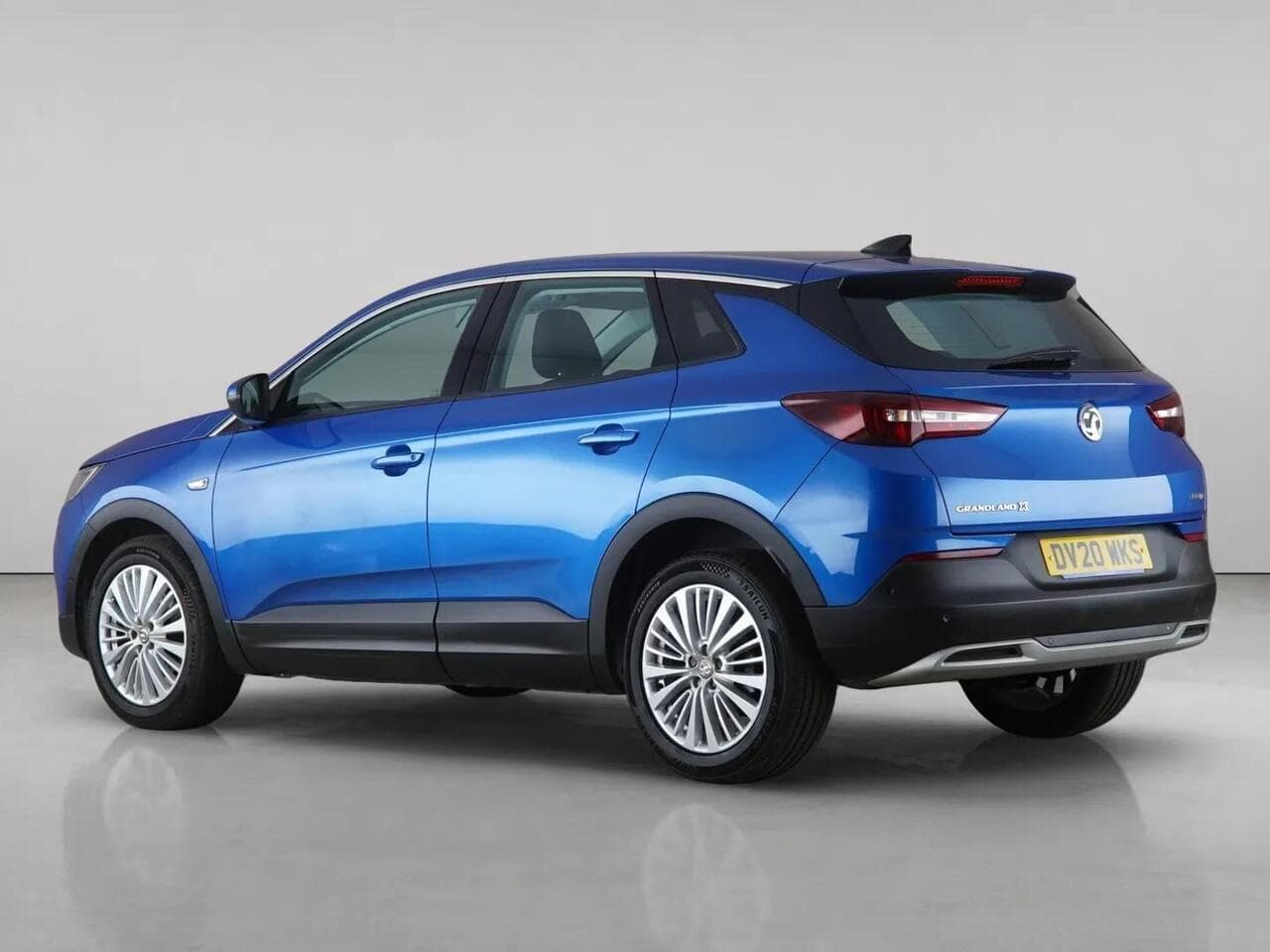 Vauxhall Grandland X thumbnail Rear Left
