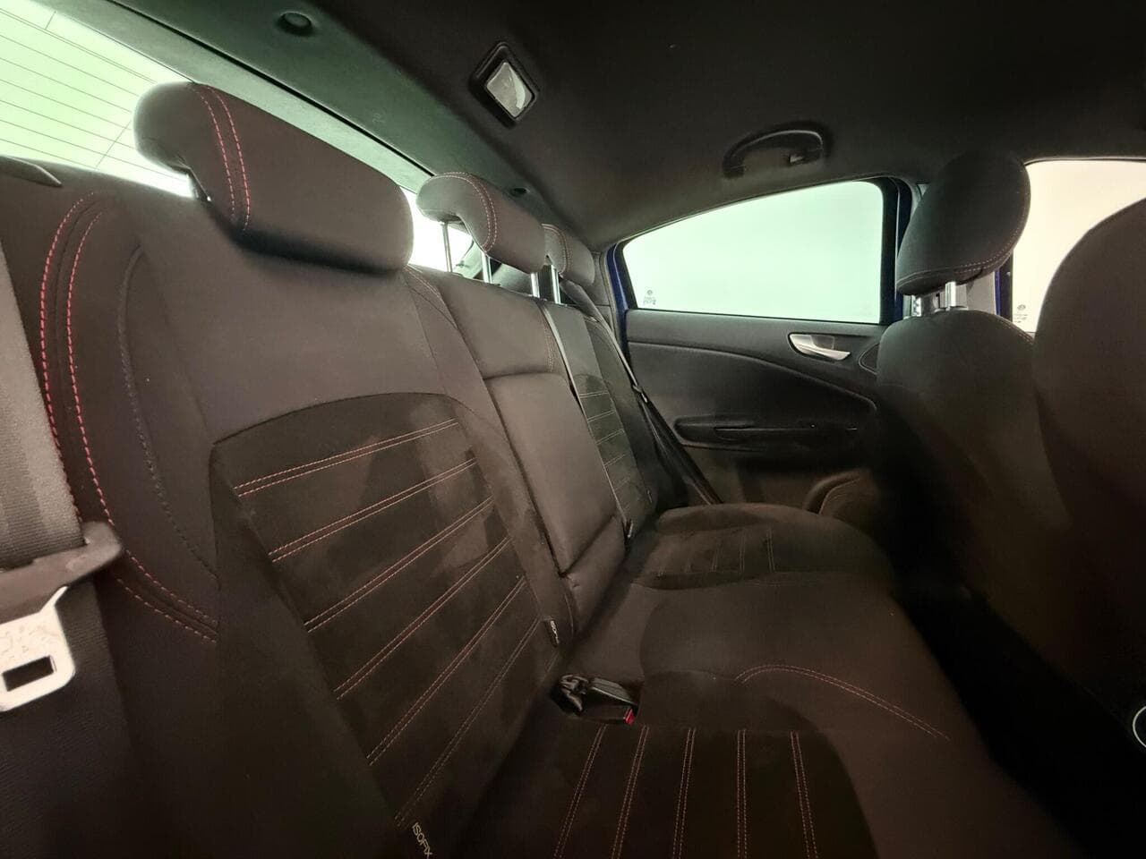Alfa Romeo Giulietta thumbnail Seats Rear