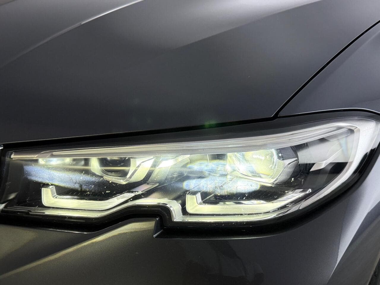 BMW 3 Series thumbnail Lights Front