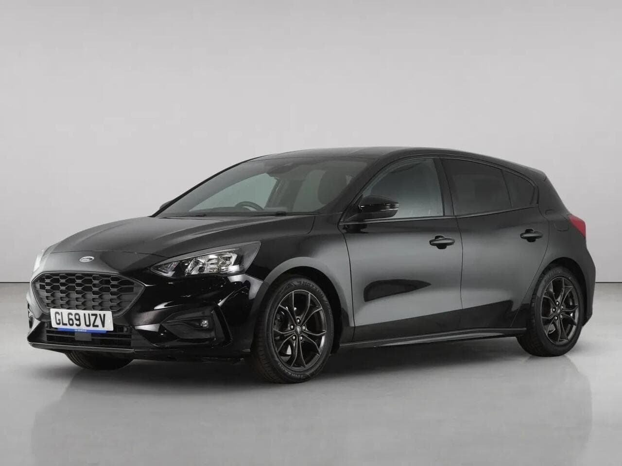 Ford Focus thumbnail Front Left