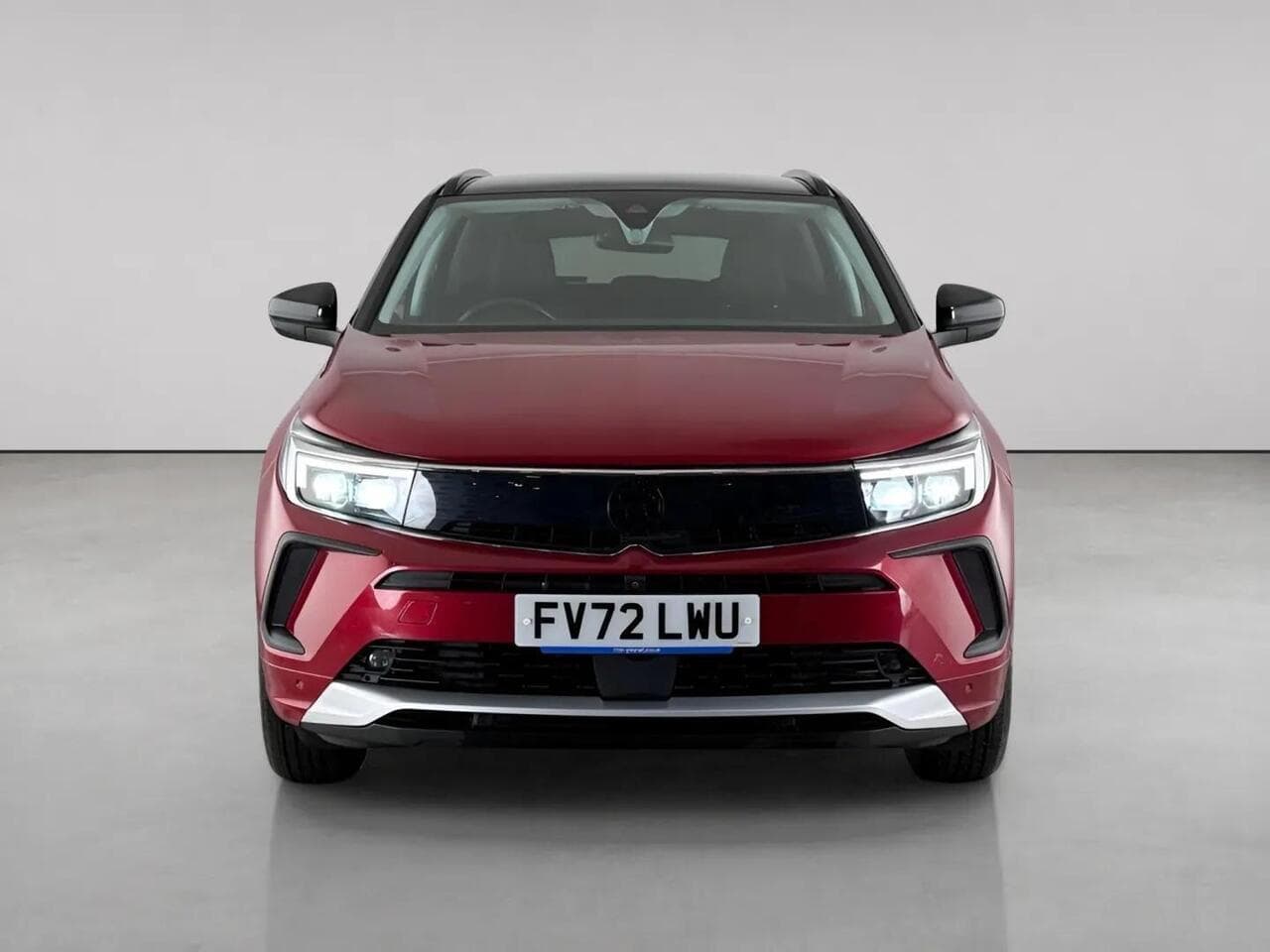Vauxhall Grandland thumbnail Front