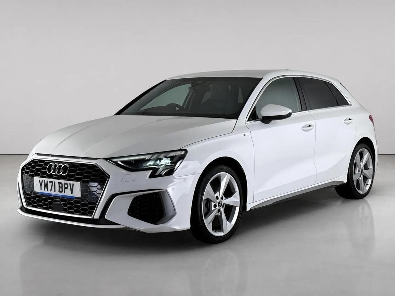 Audi A3 thumbnail Front Left