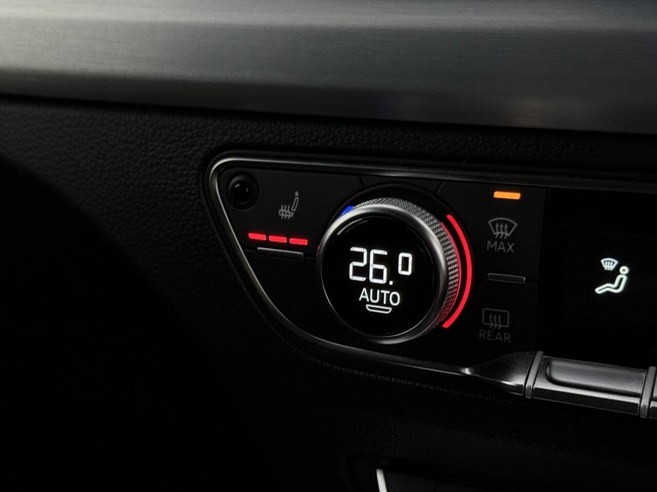 Audi Q5 thumbnail Misc Controls
