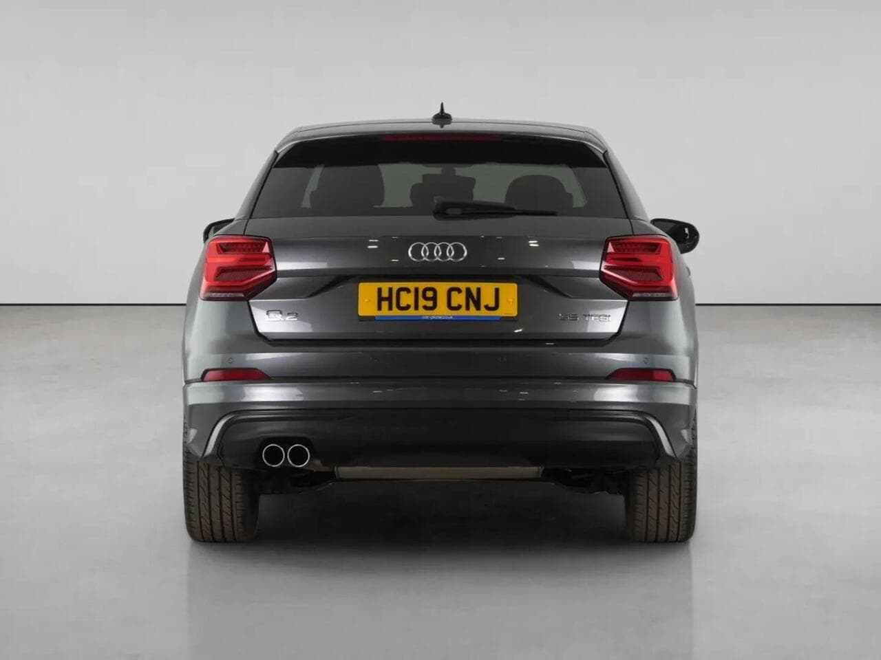 Audi Q2 thumbnail Rear