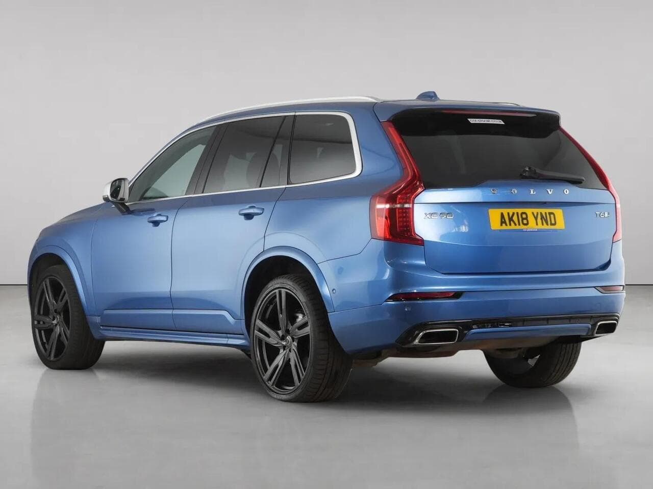 Volvo XC90 thumbnail Rear Left