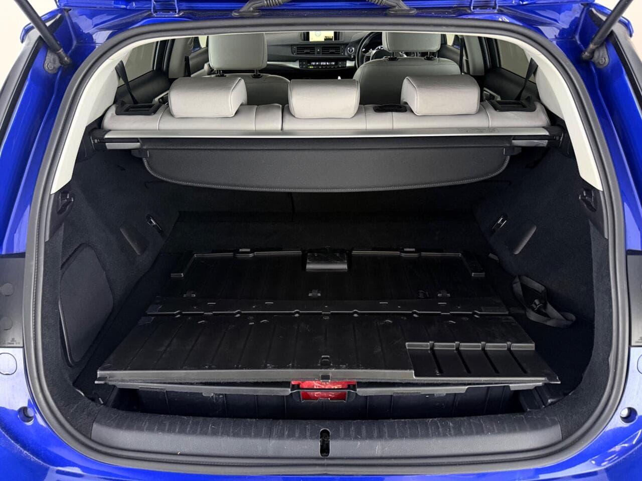 Lexus CT thumbnail Boot
