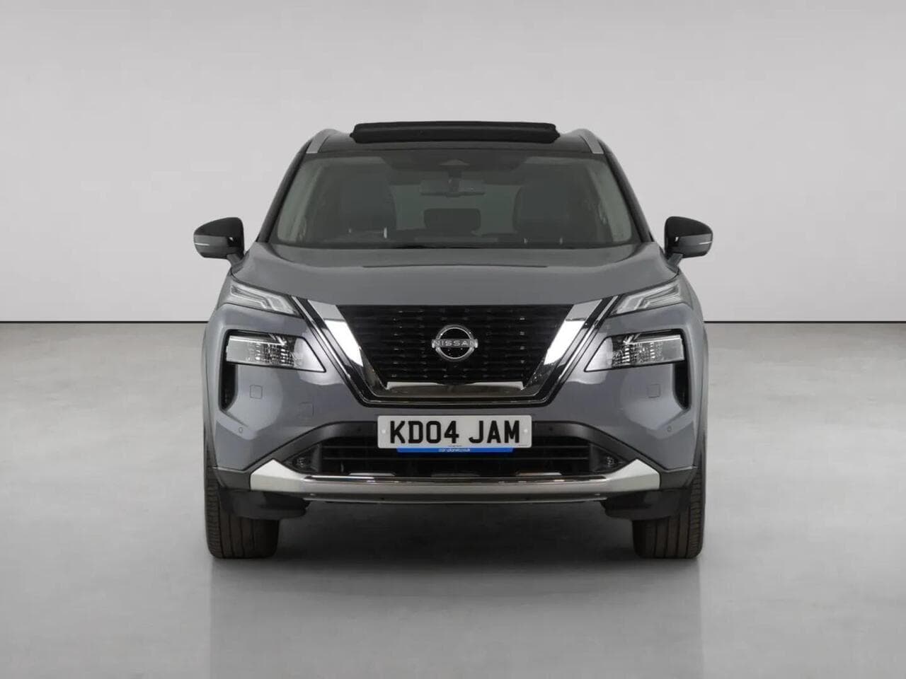 Nissan X-Trail thumbnail Front