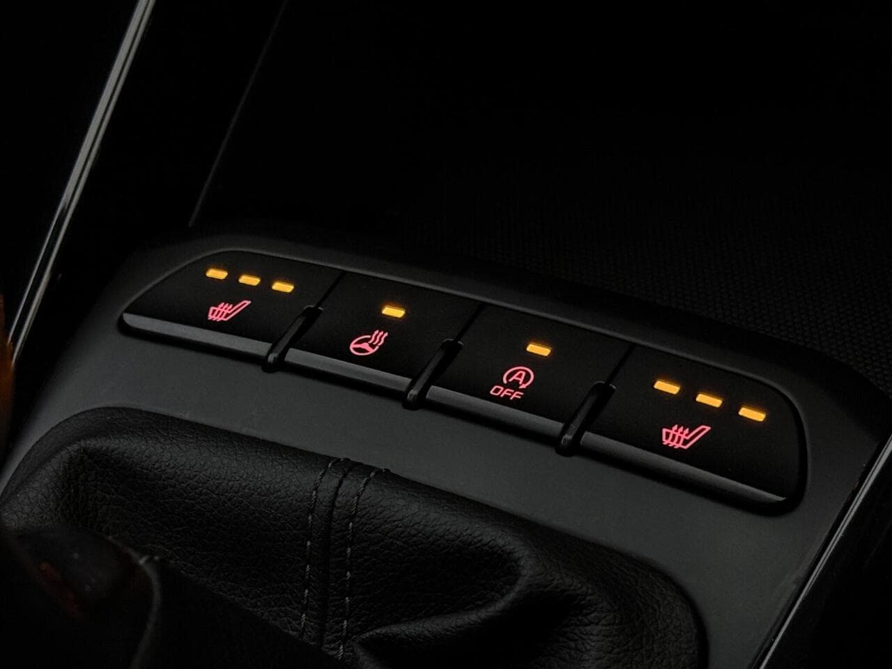 Kia Rio thumbnail Misc Controls