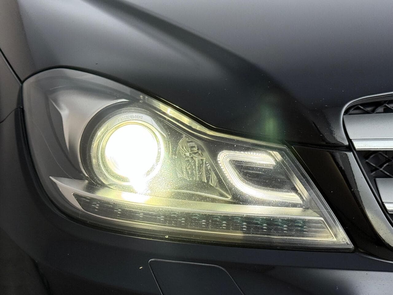 Mercedes-Benz C Class thumbnail Lights Front