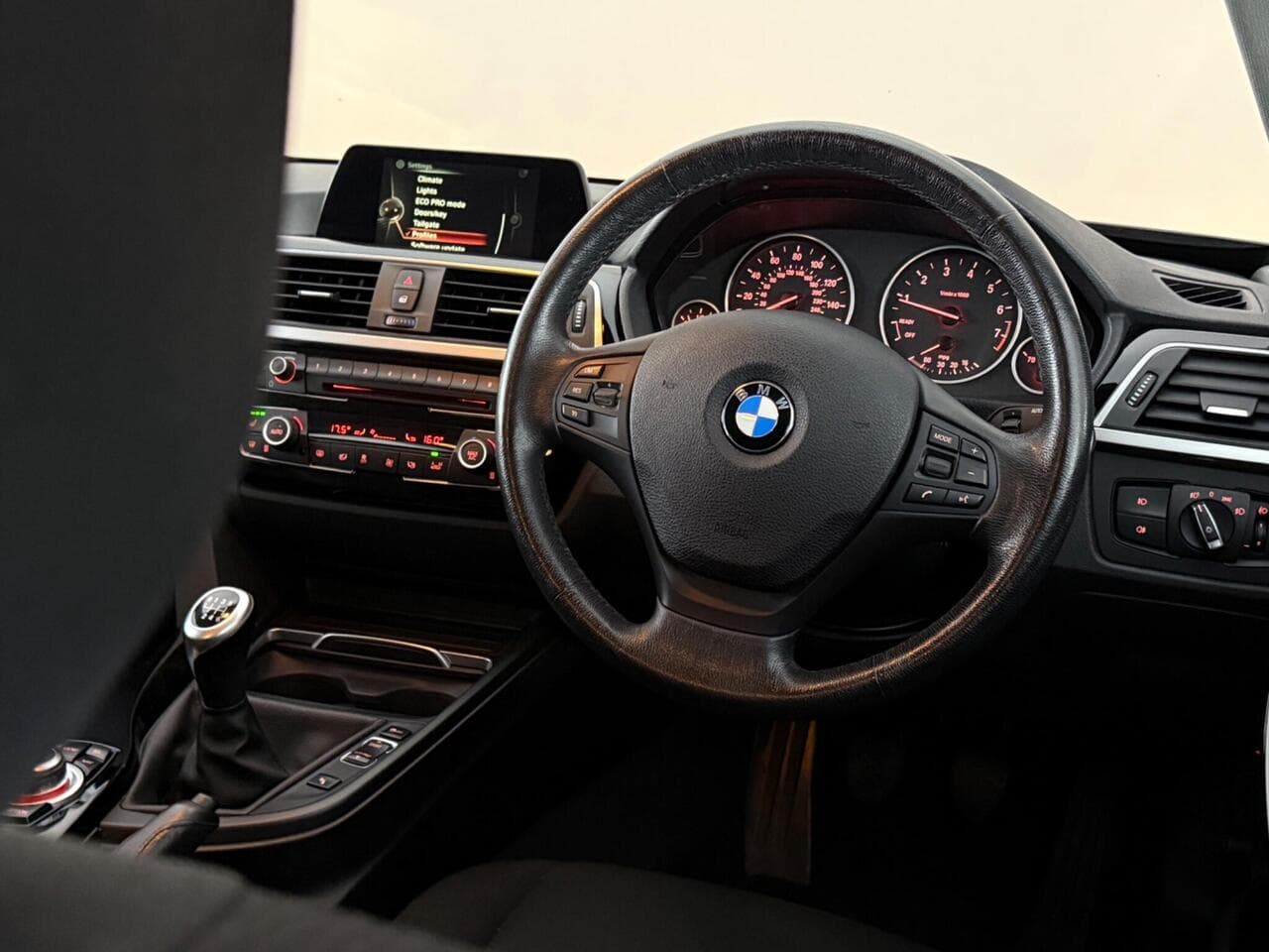 BMW 3 Series thumbnail Steering Wheel