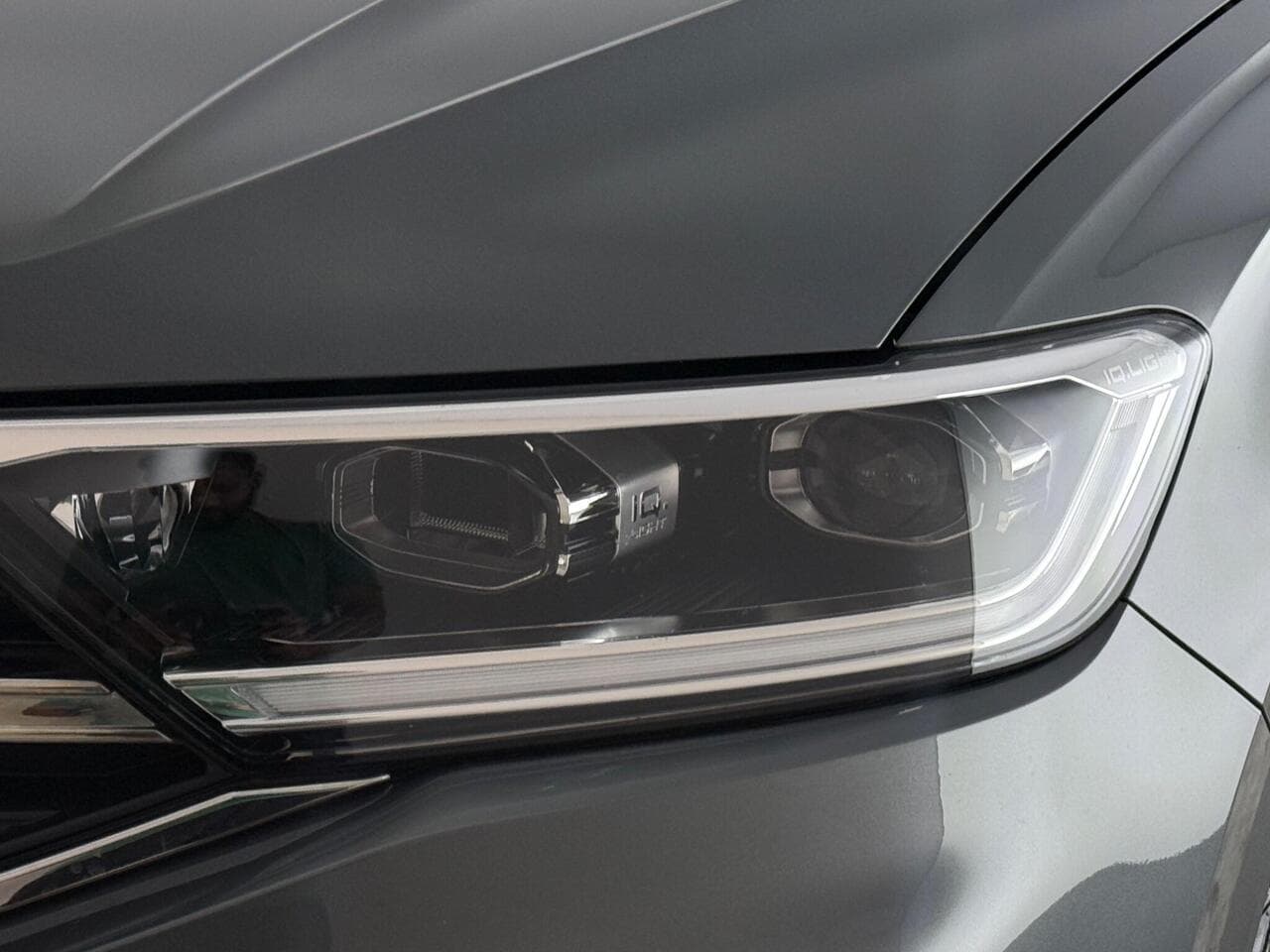 Volkswagen T-Roc thumbnail Lights Front