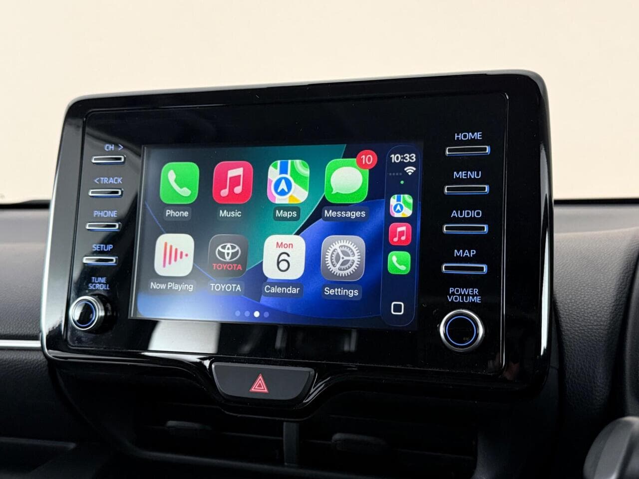 Toyota Yaris thumbnail Infotainment System