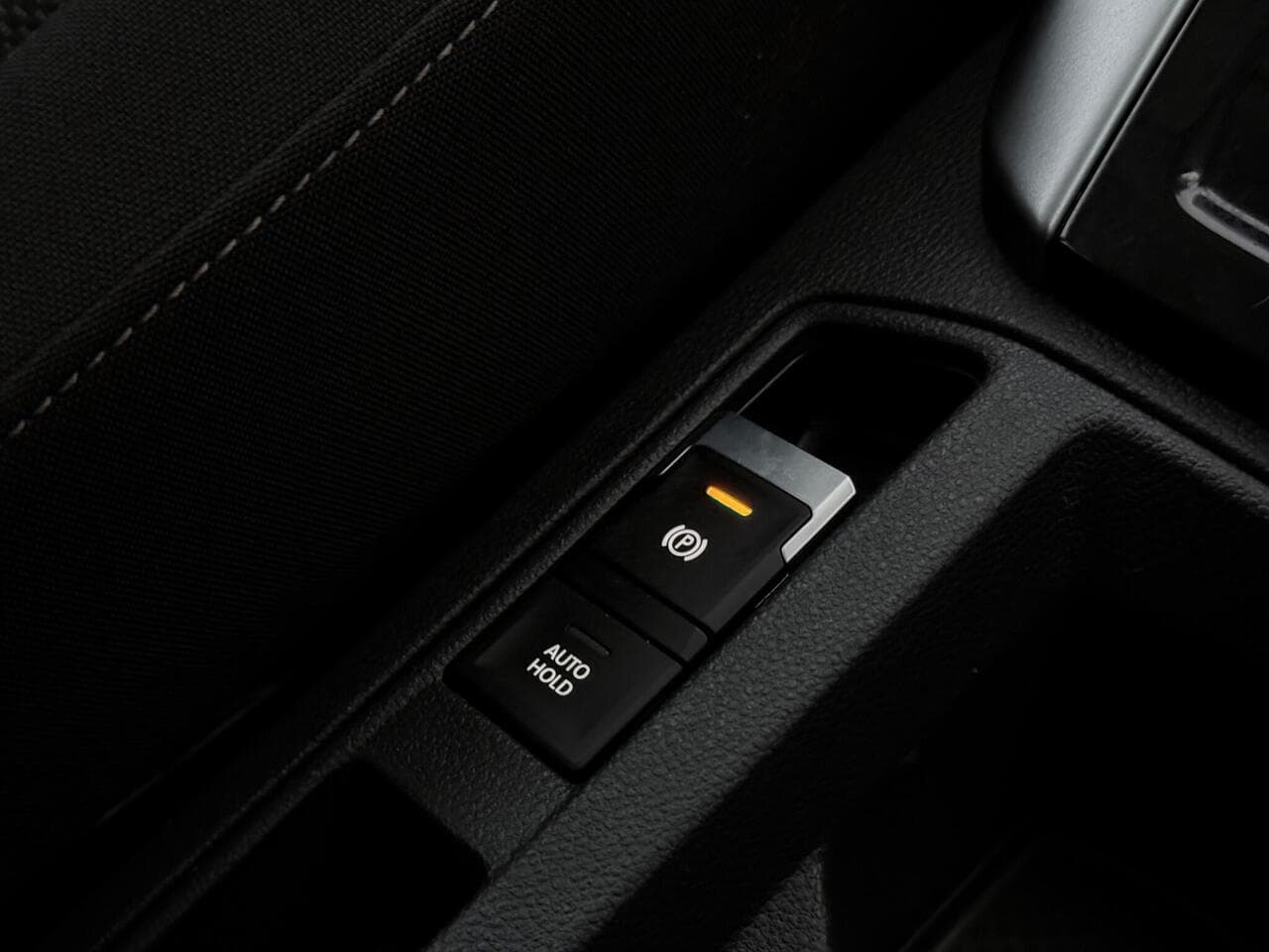 Volkswagen T-Roc thumbnail Misc Controls