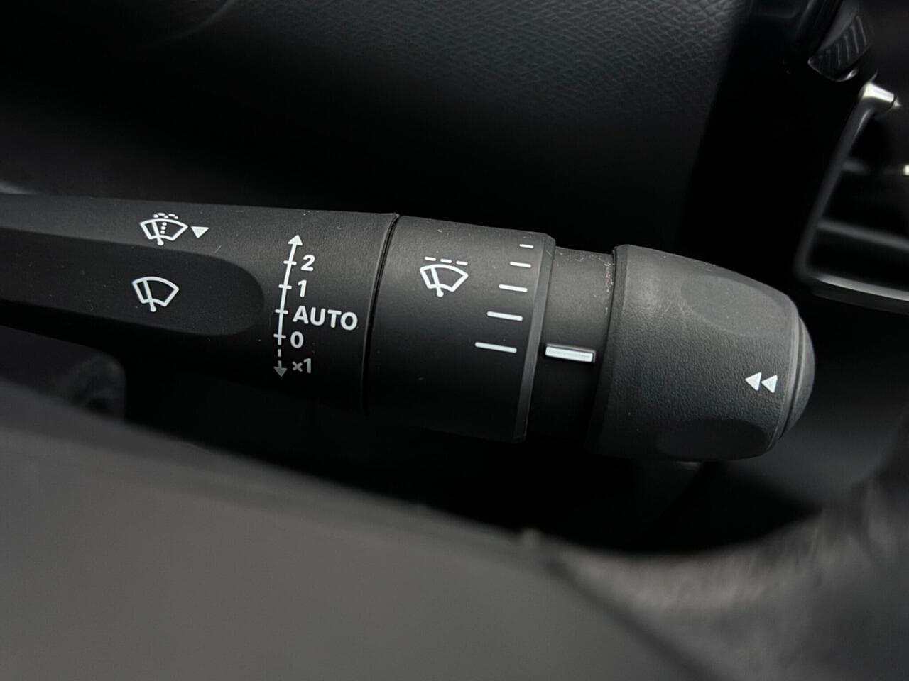 Citroen C4 thumbnail Misc Controls