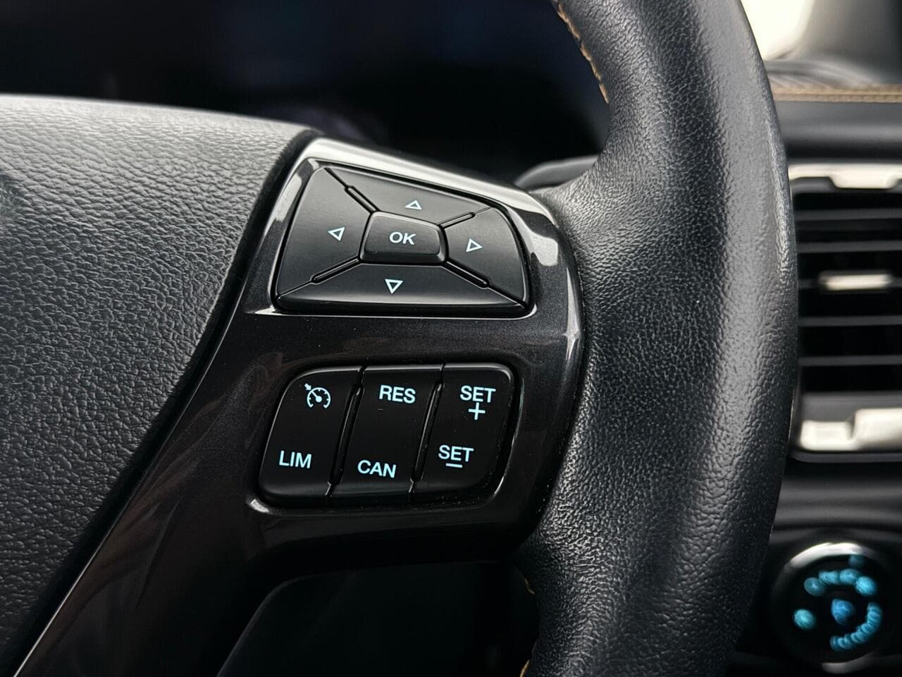 Ford Ranger thumbnail Misc Controls