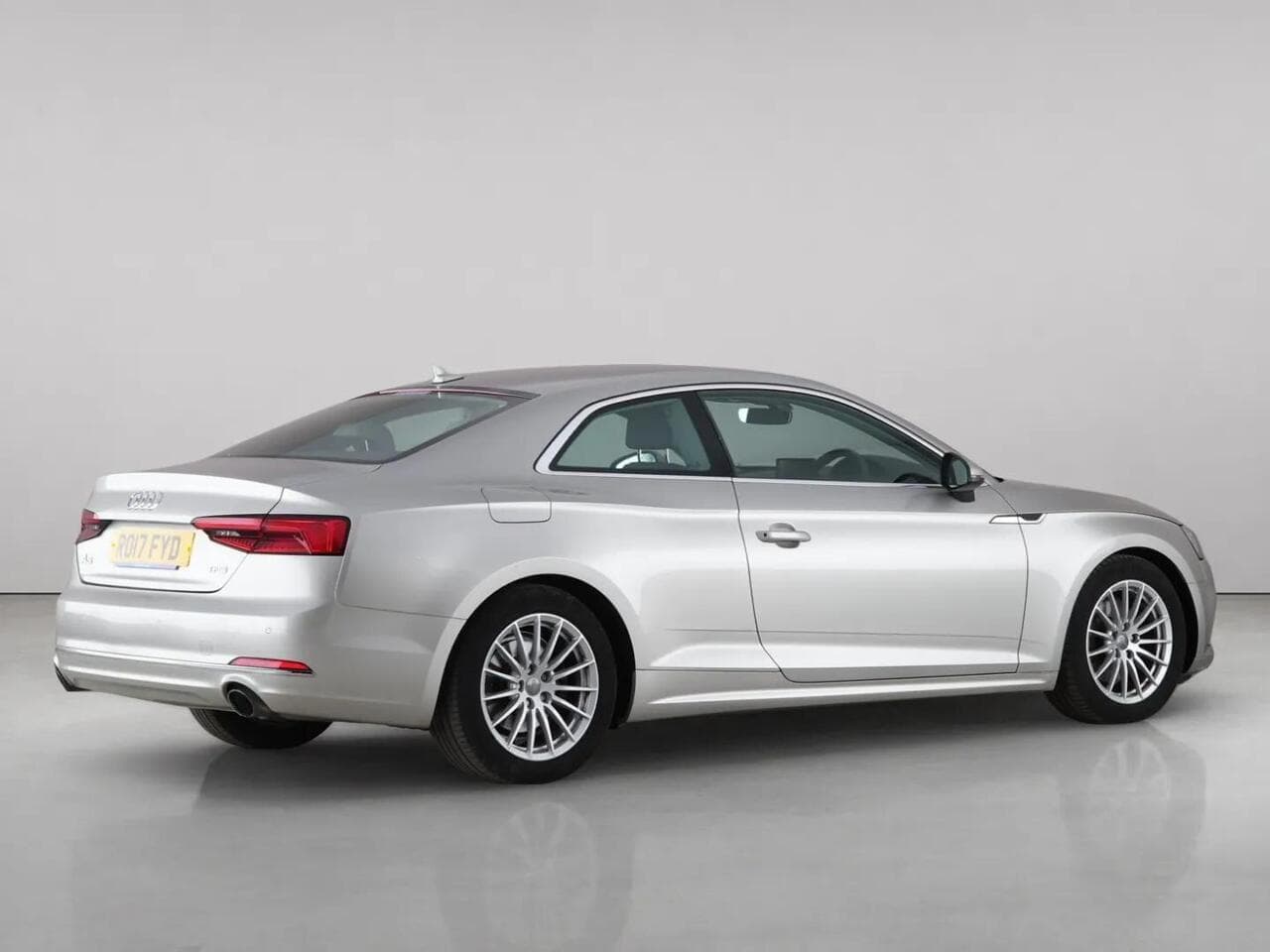 Audi A5 thumbnail Rear Right