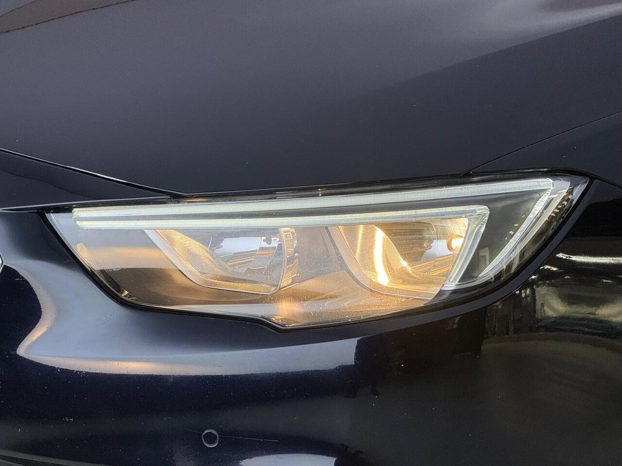 Vauxhall Insignia thumbnail Lights Front