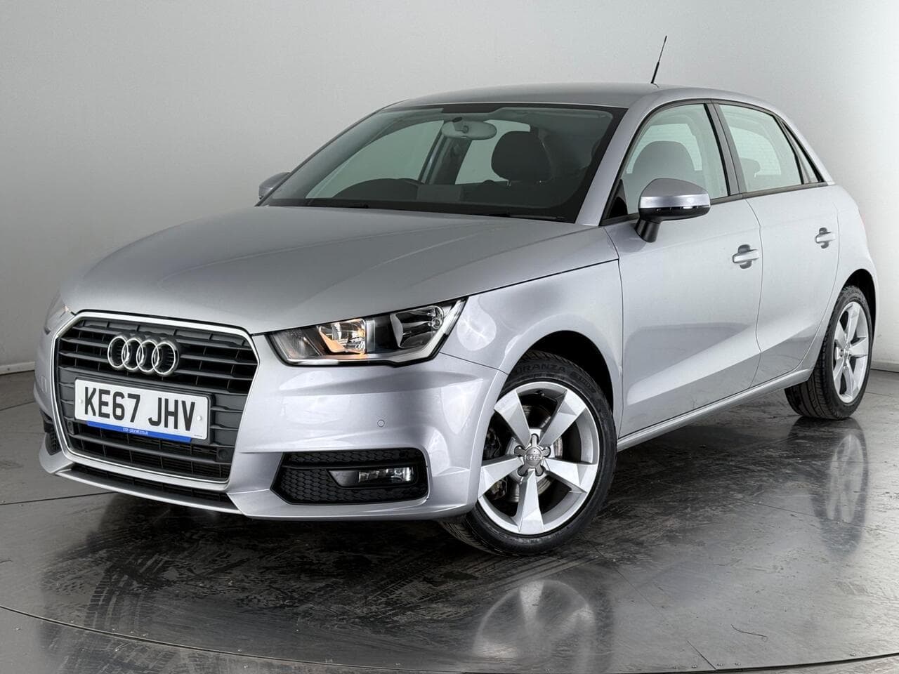 Audi A1 thumbnail Front Left
