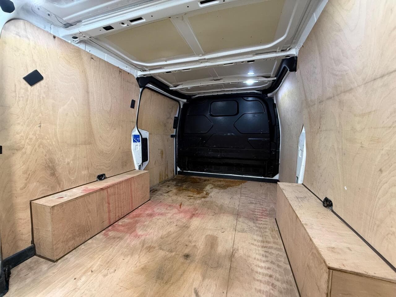 Ford Transit Custom thumbnail Cargo Space