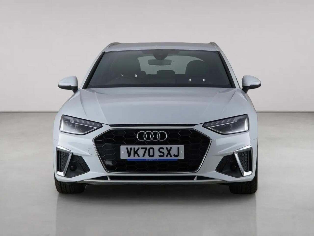 Audi A4 Avant thumbnail Front