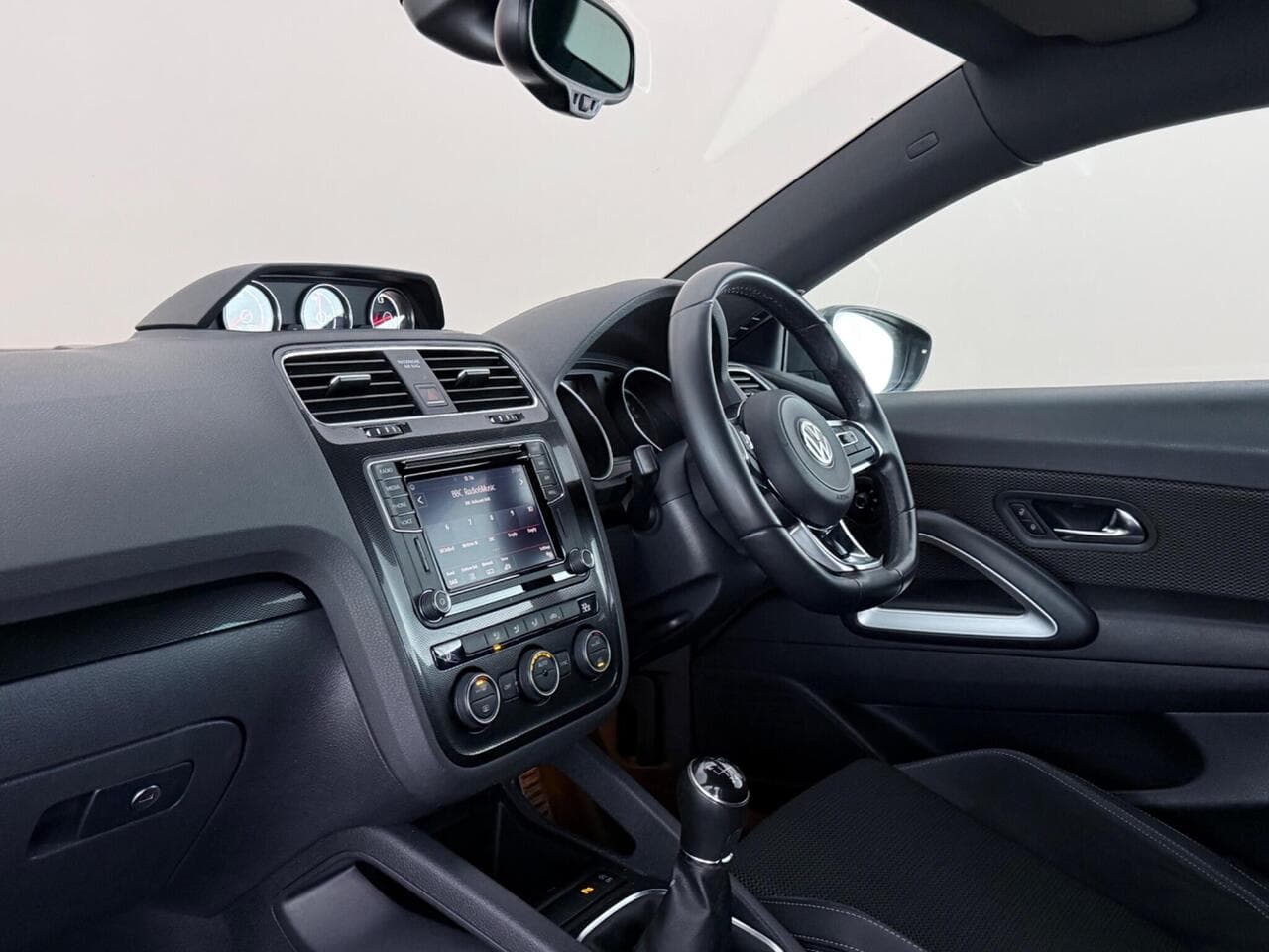 Volkswagen Scirocco thumbnail Interior Front