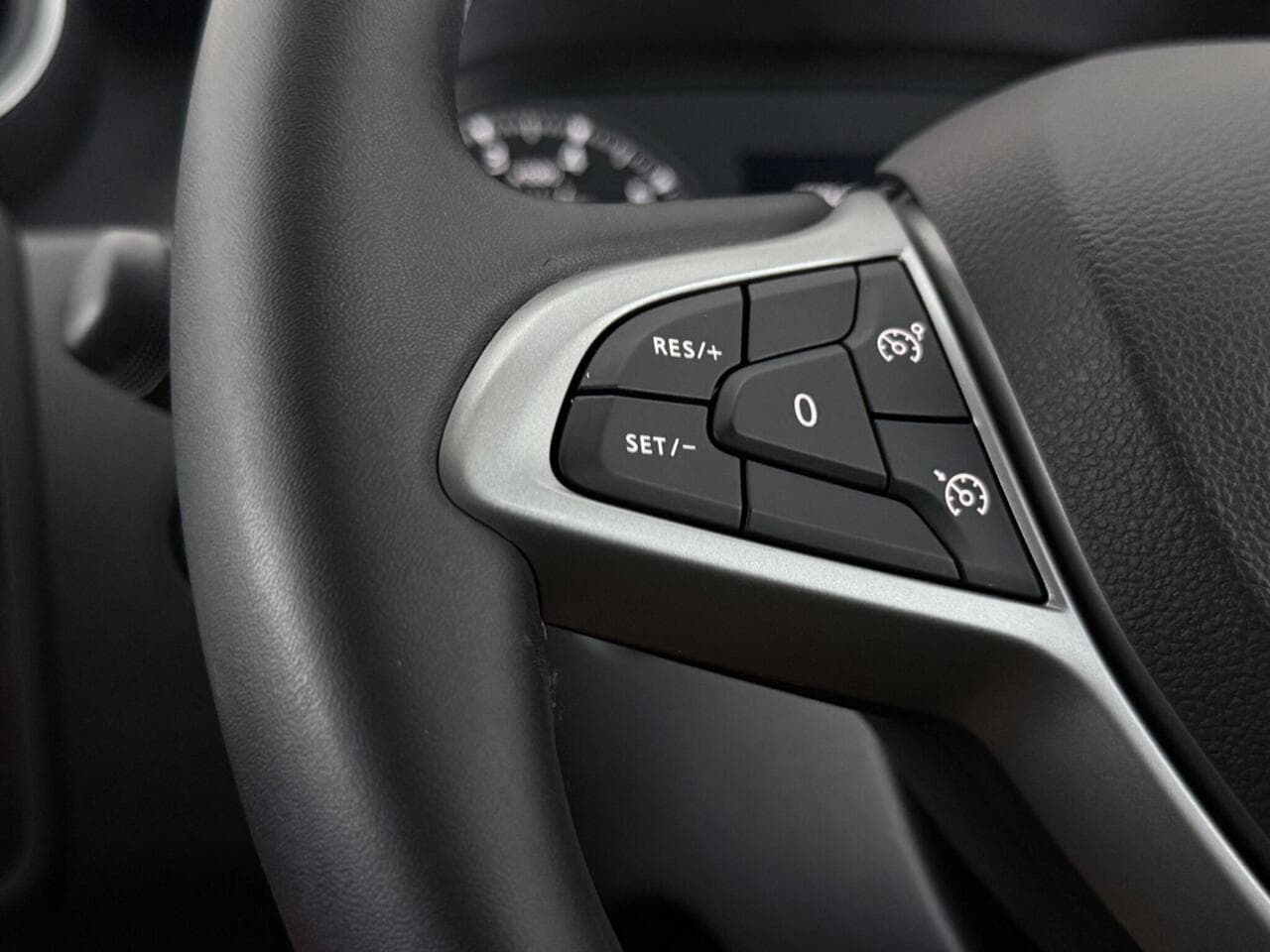 Dacia Duster thumbnail Misc Controls
