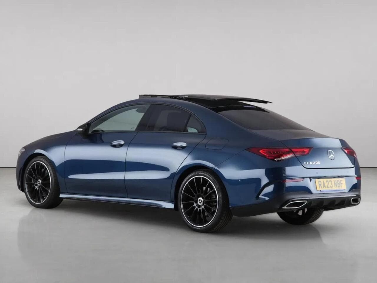 Mercedes-Benz CLA thumbnail Rear Left