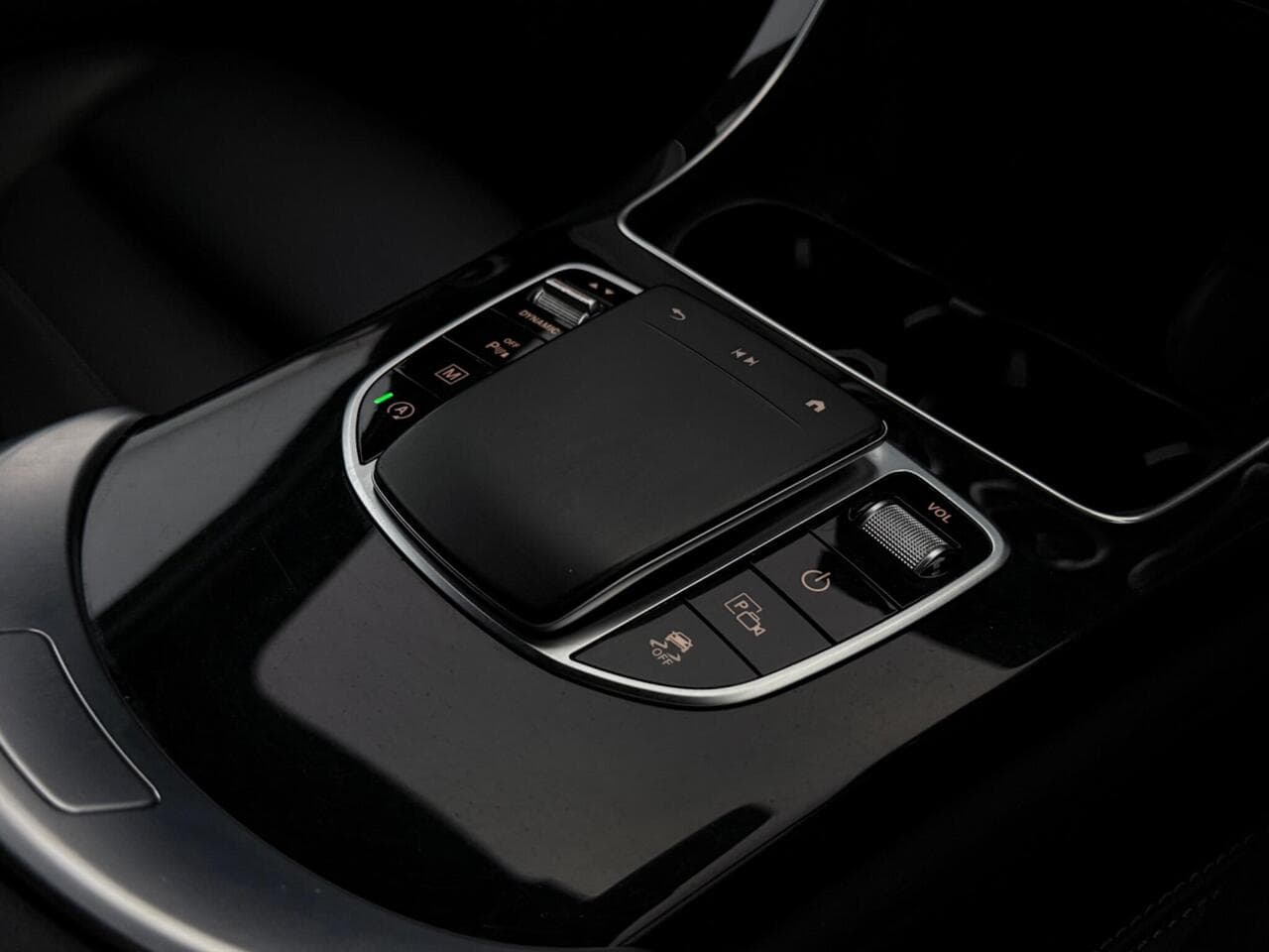 Mercedes-Benz GLC thumbnail Inconclusive