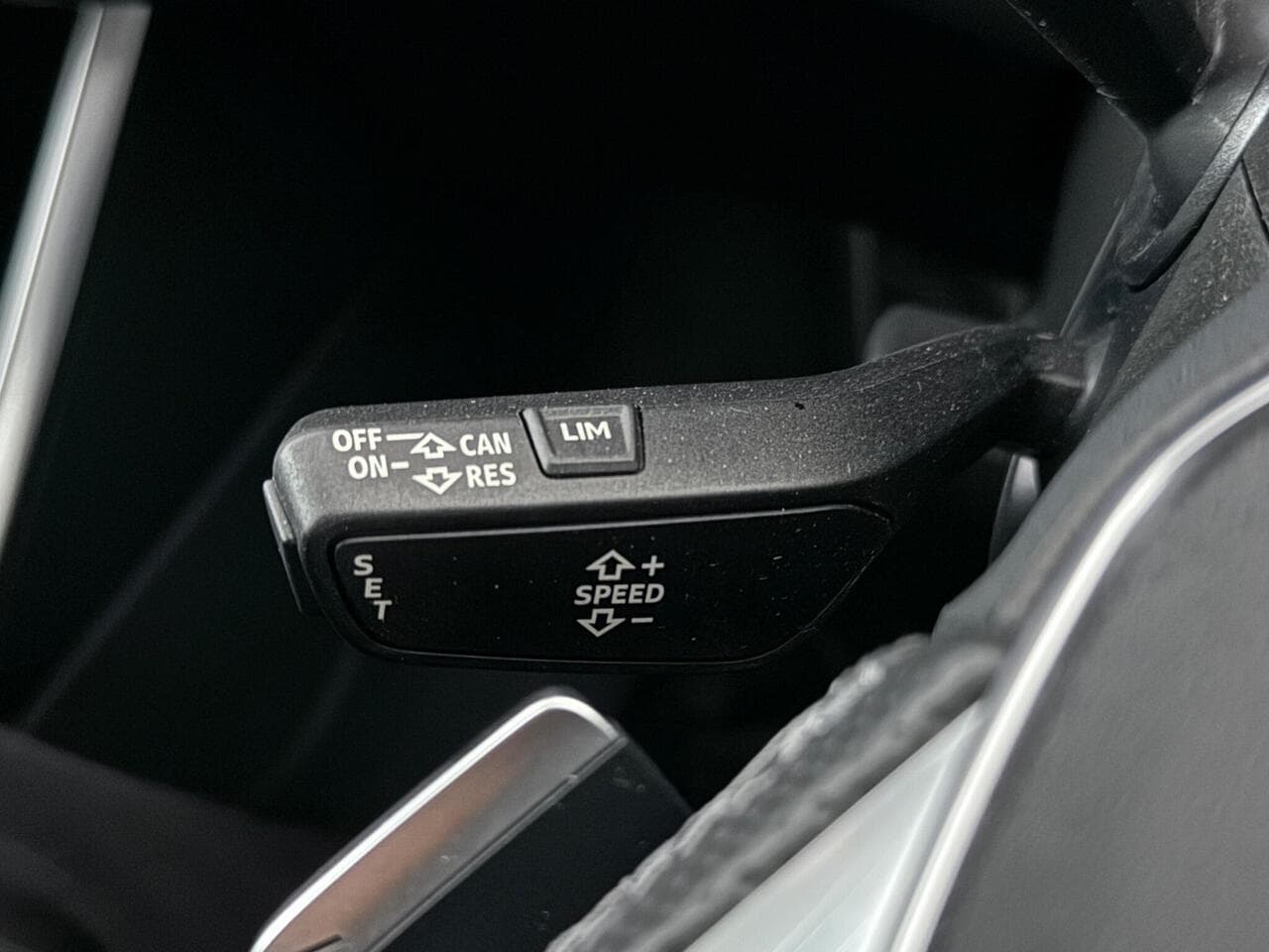 Audi A6 Saloon thumbnail Misc Controls