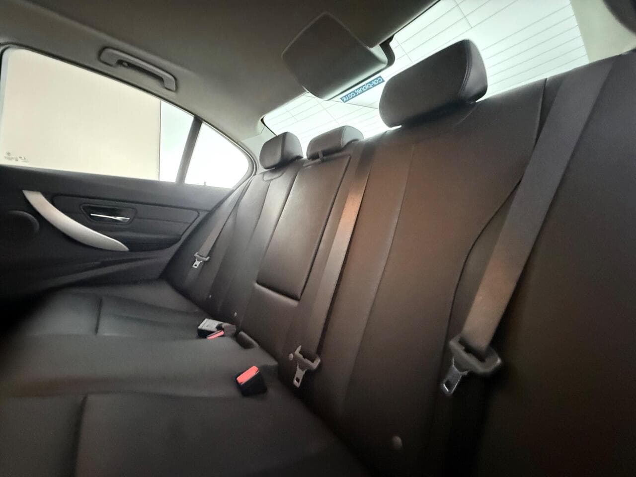 BMW 3 Series thumbnail Seats Rear