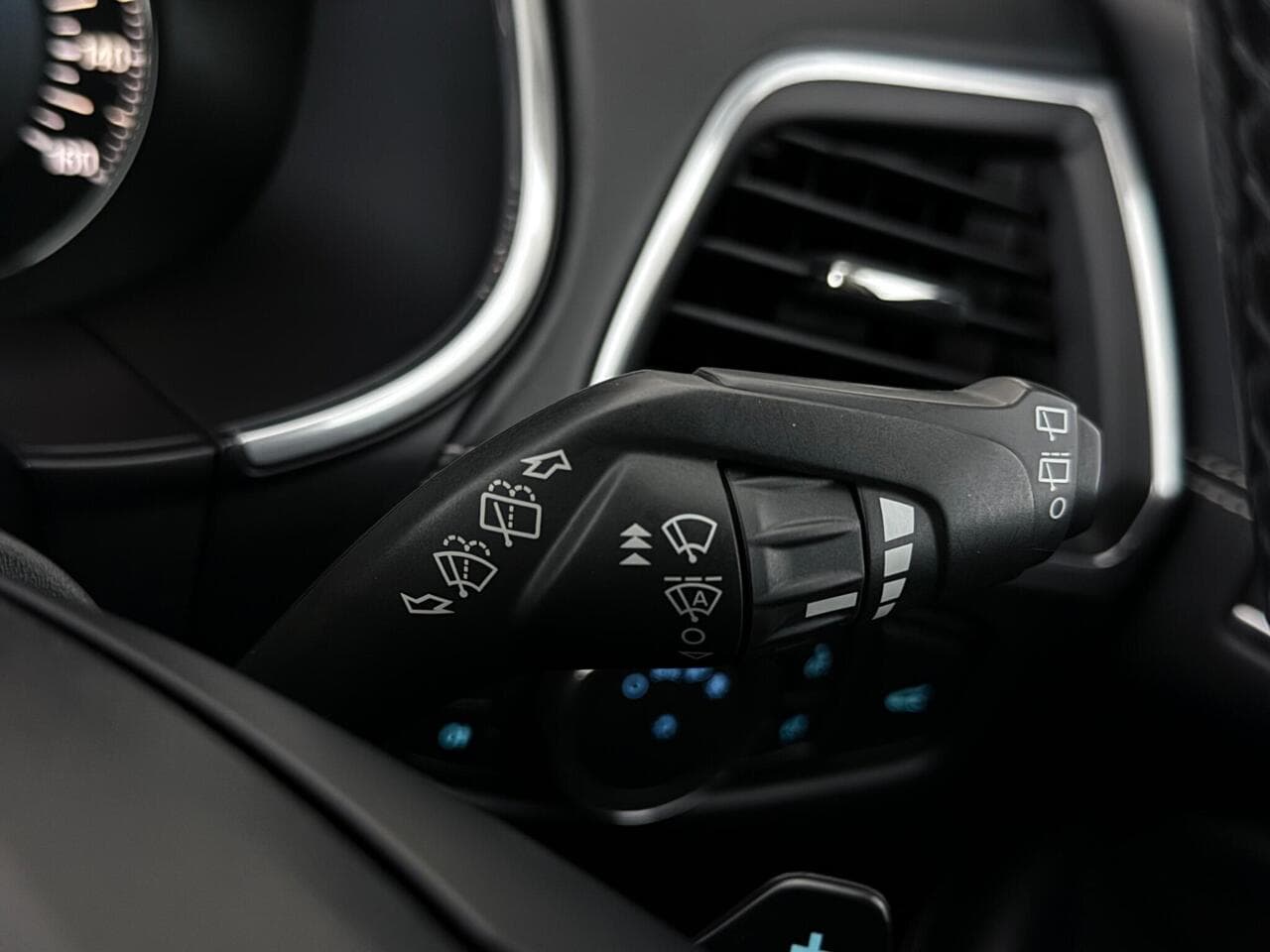 Ford S-Max thumbnail Misc Controls