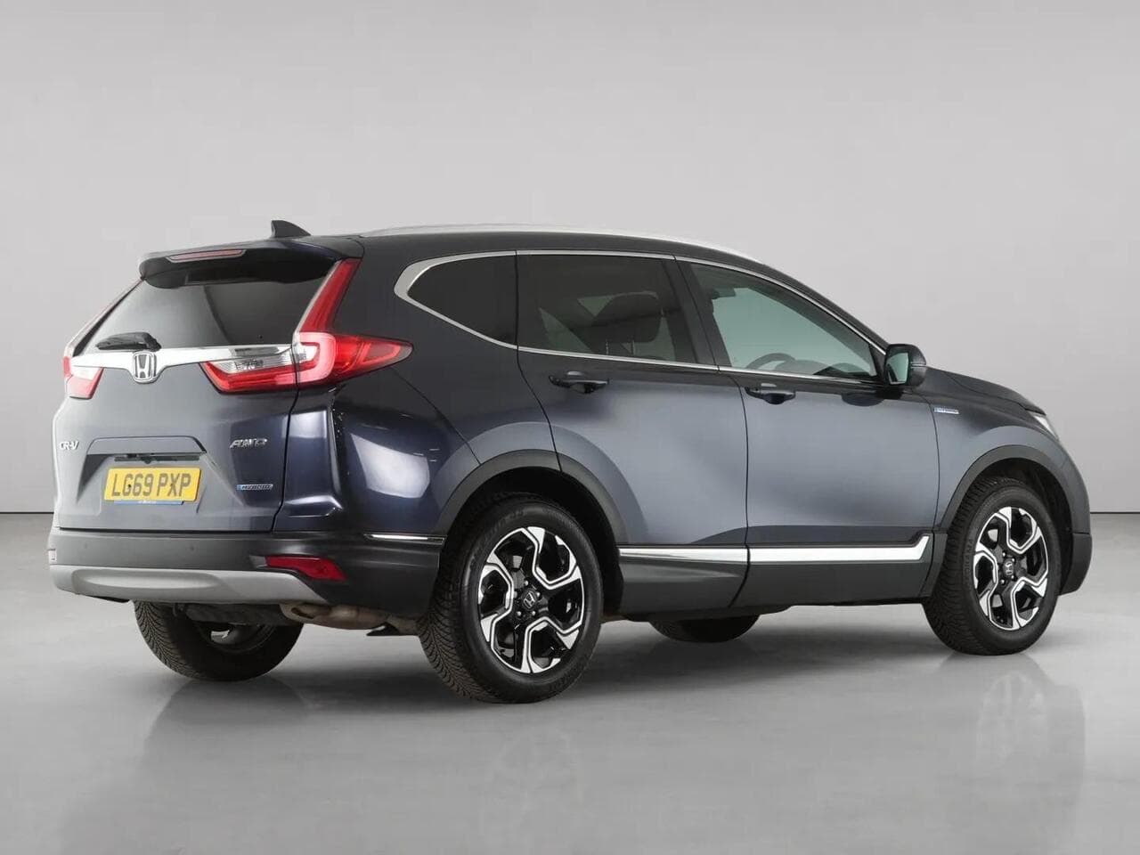 Honda CR-V thumbnail Rear Right
