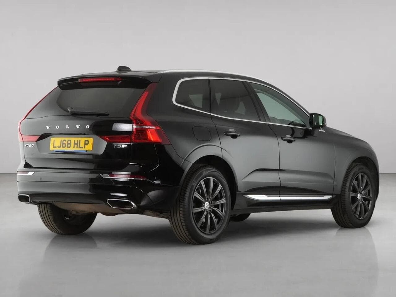 Volvo XC60 thumbnail Rear Right