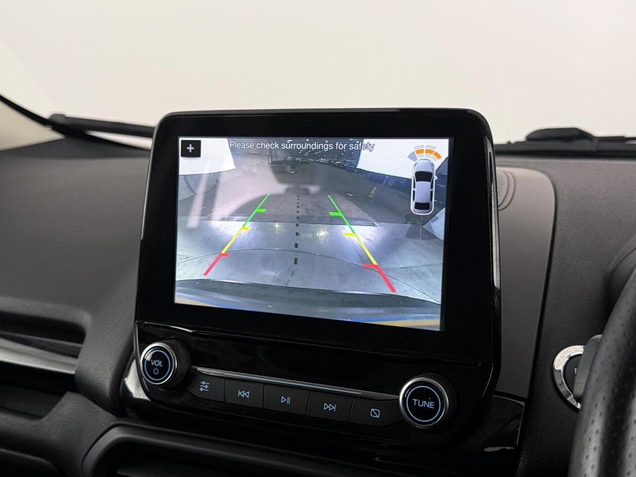 Ford EcoSport thumbnail Infotainment System