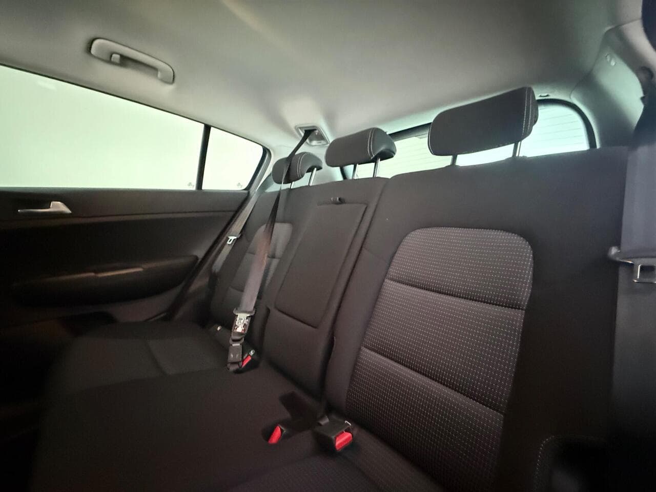 Kia Sportage thumbnail Seats Rear