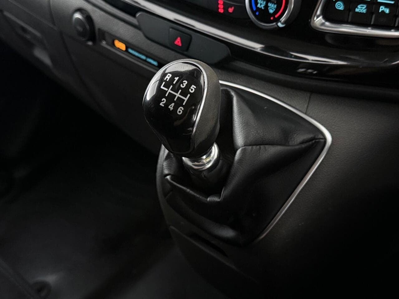 Ford Transit Custom thumbnail Misc Controls
