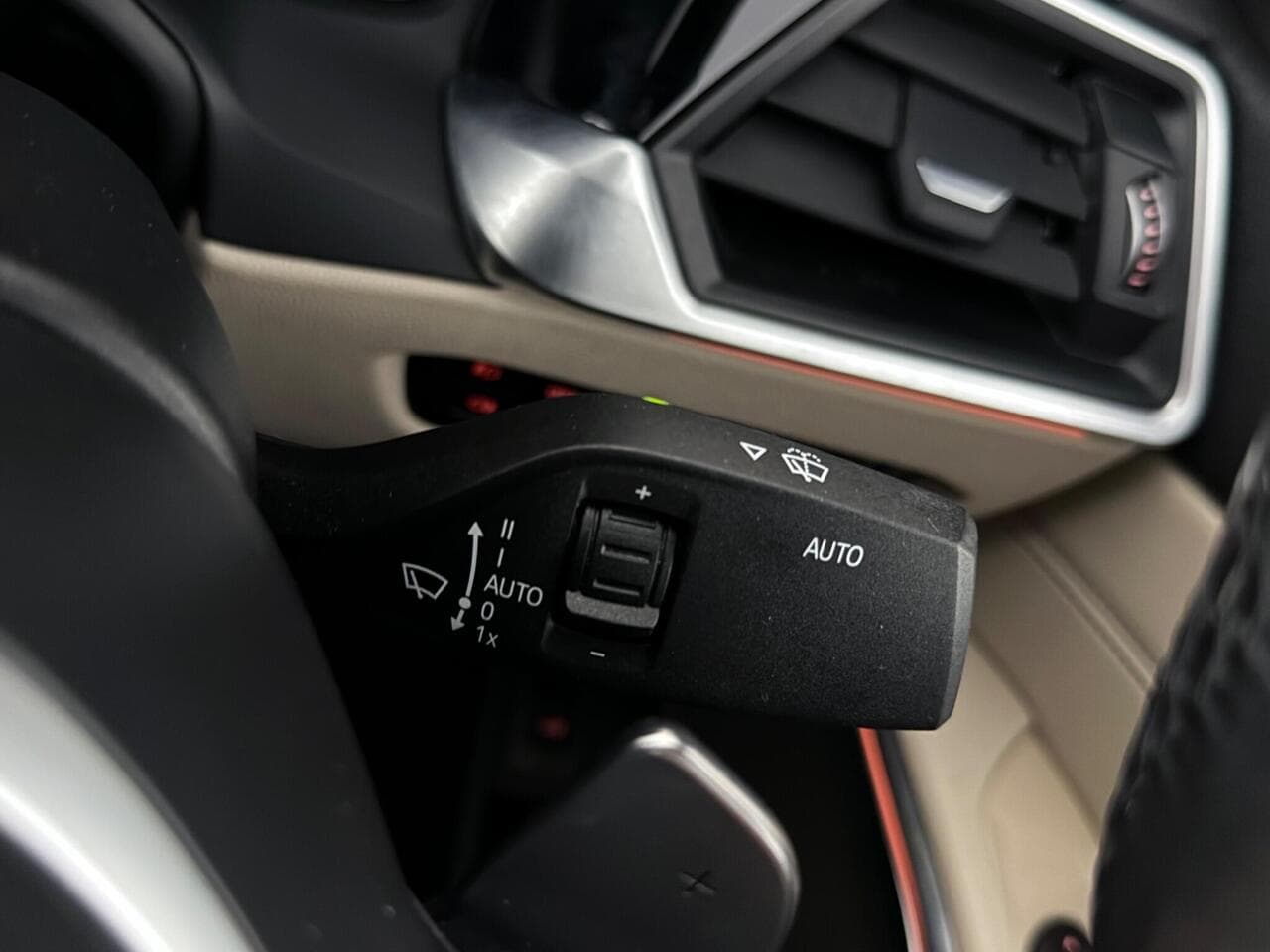 BMW 3 Series thumbnail Misc Controls