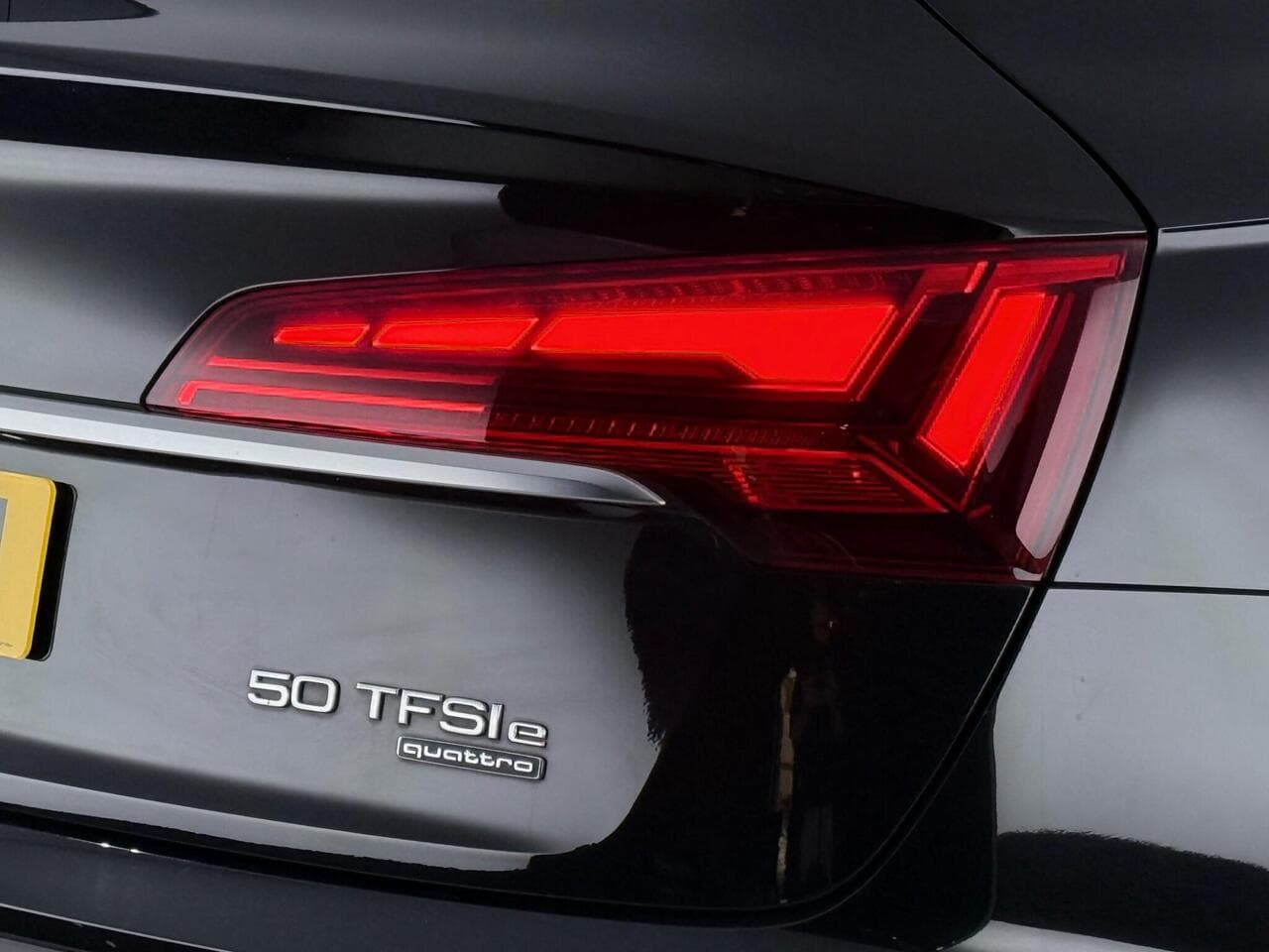 Audi Q5 thumbnail Lights Rear