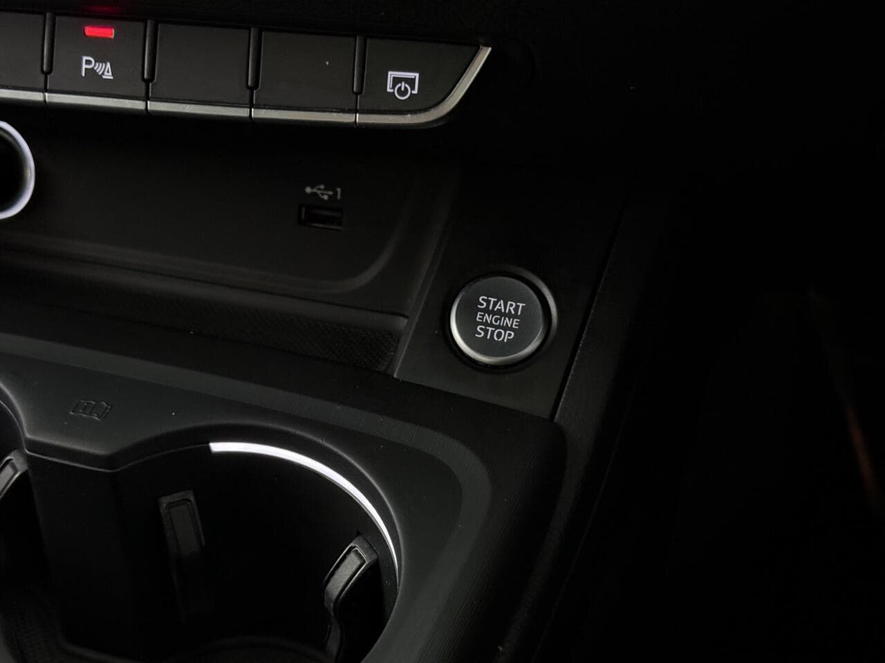 Audi A4 thumbnail Misc Controls