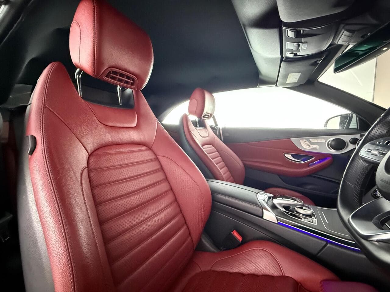 Mercedes-Benz C Class thumbnail Seat Driver