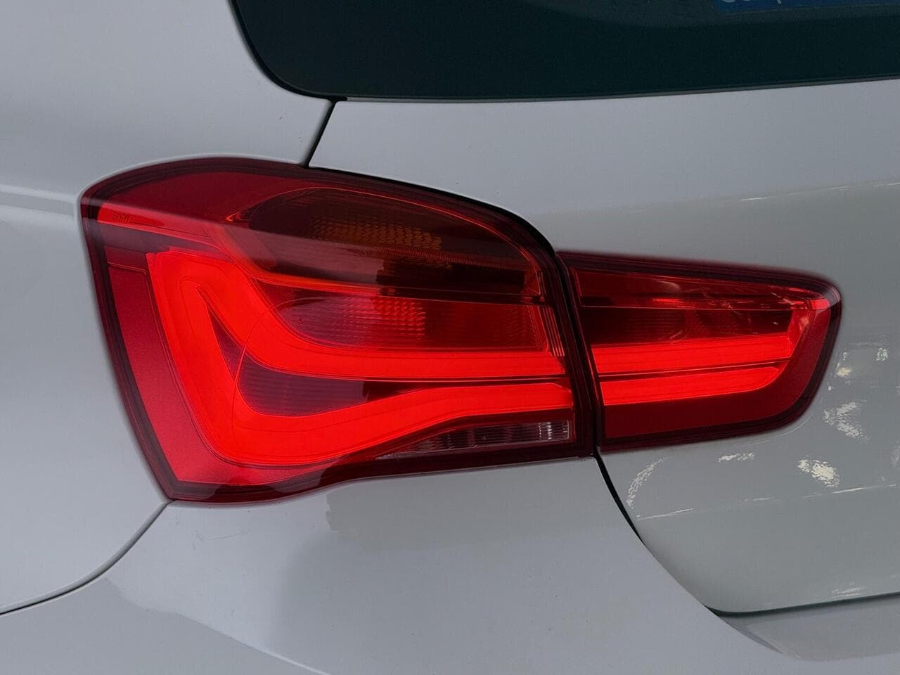 BMW 1 Series thumbnail Lights Rear
