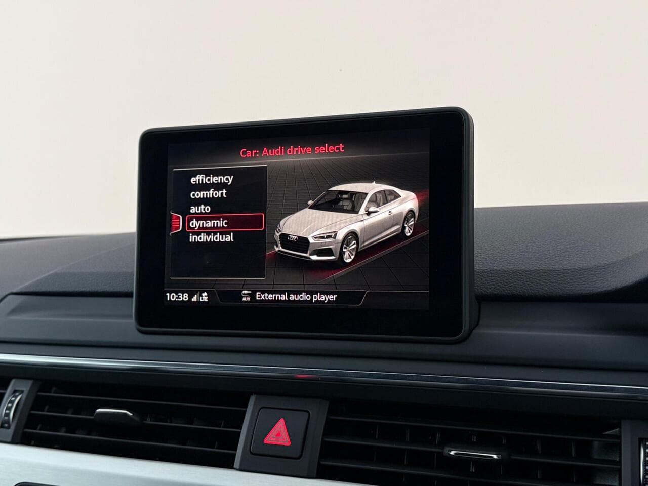 Audi A5 thumbnail Infotainment System
