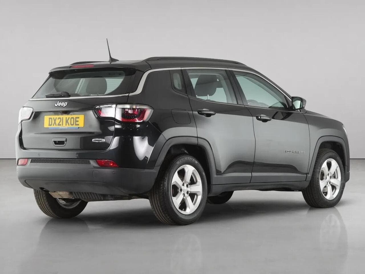 Jeep Compass thumbnail Rear Right
