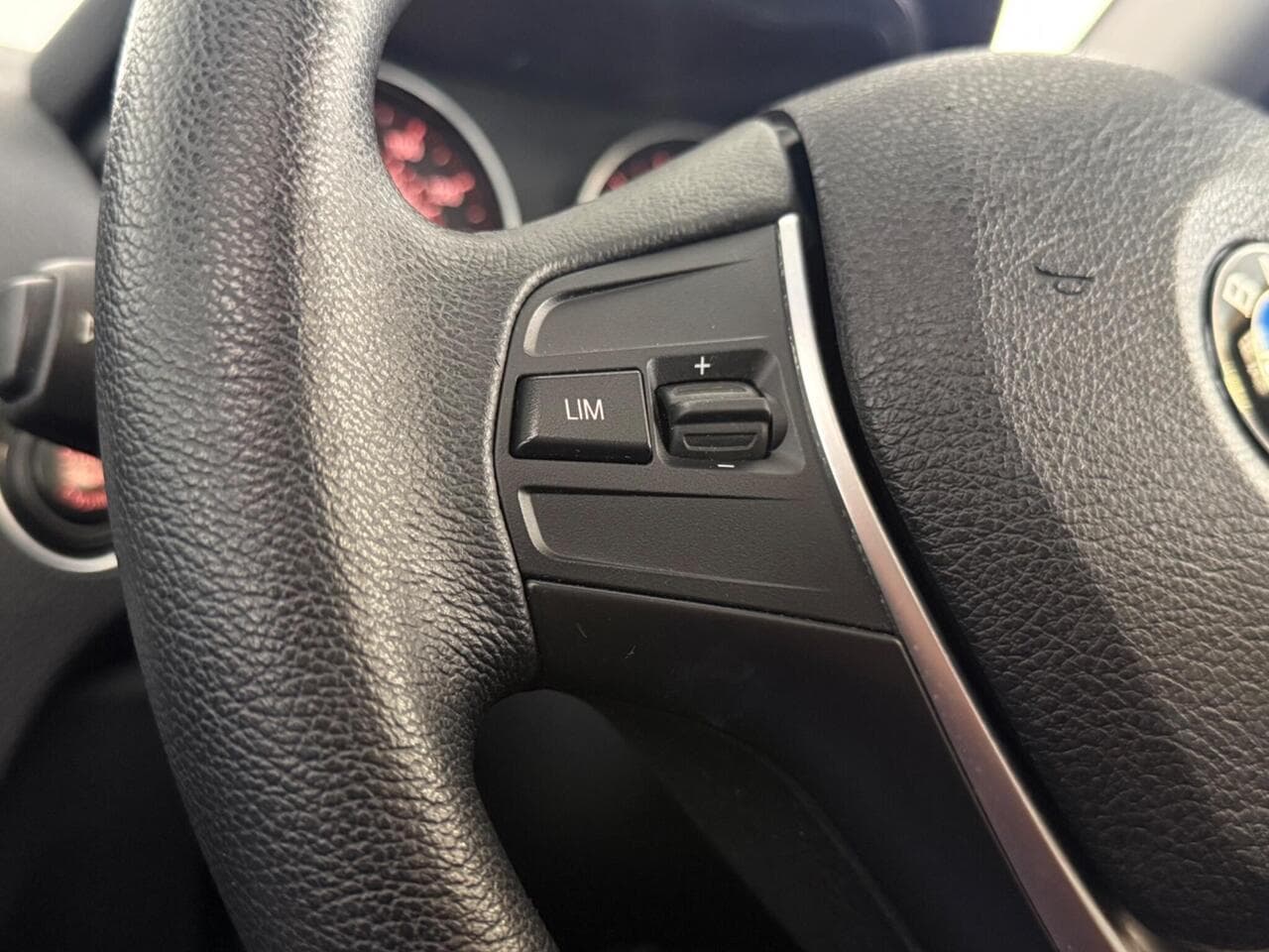 BMW 1 Series thumbnail Misc Controls