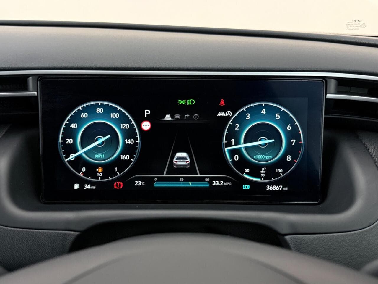 Hyundai TUCSON thumbnail Driver Instruments