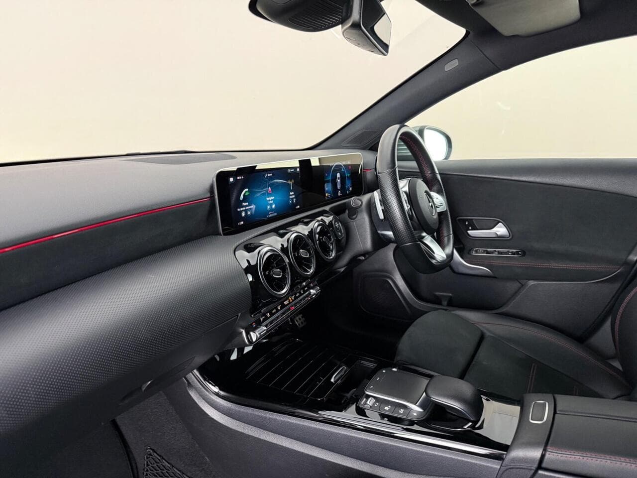 Mercedes-Benz A Class thumbnail Interior Front