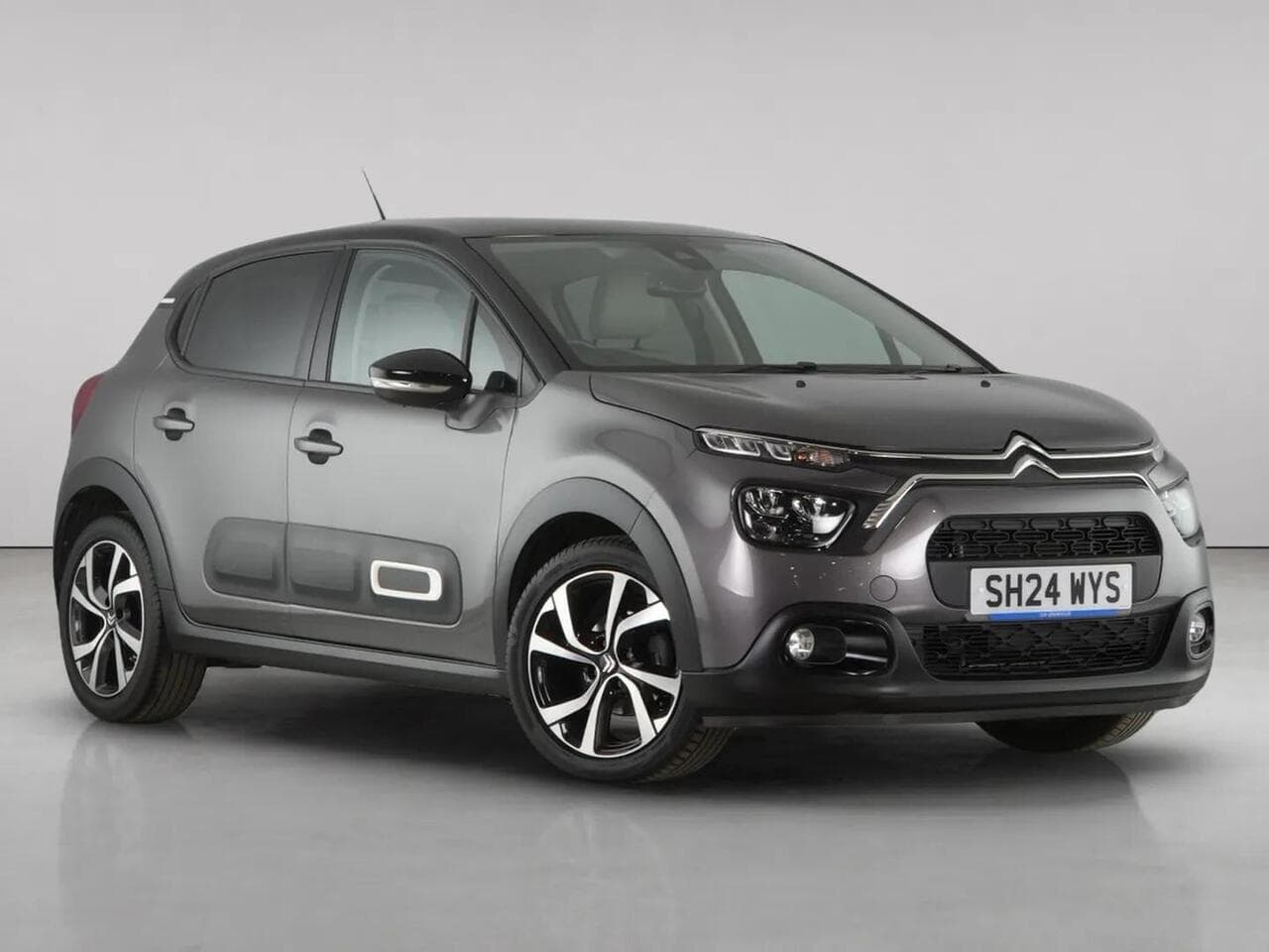 Citroen C3 - Citroen C3 1.2 PureTech MAX Euro 6 (s/s) 5dr