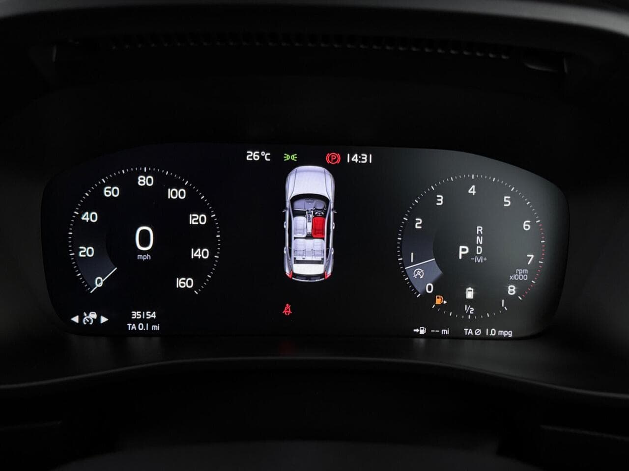 Volvo XC40 thumbnail Driver Instruments