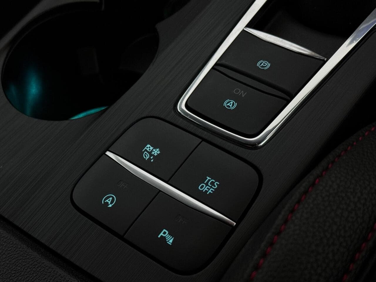Ford Focus thumbnail Misc Controls